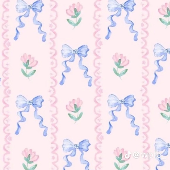 Meet your Posher, Andrea - Picture 1 of 1